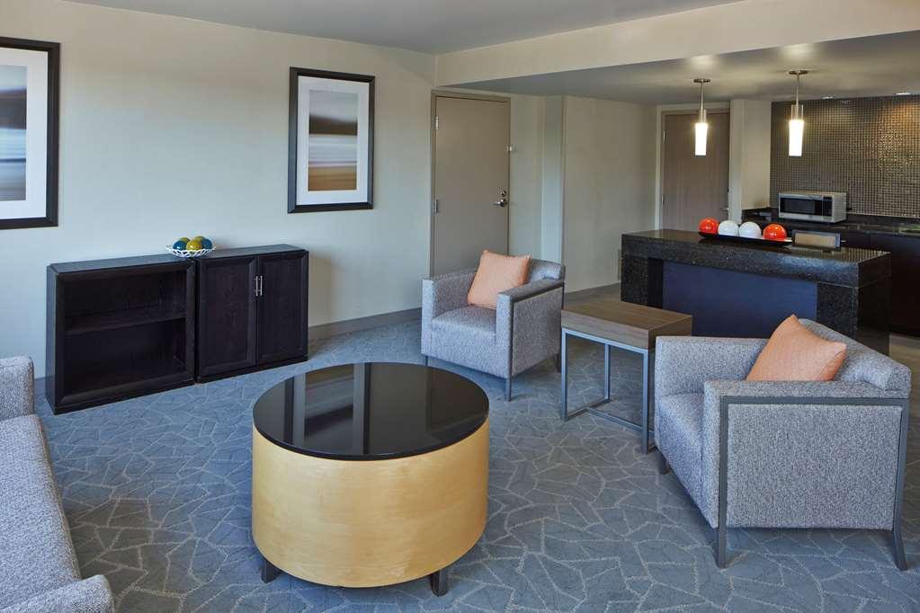 Отель Doubletree By Hilton Atlanta Perimeter Данвуди Номер фото