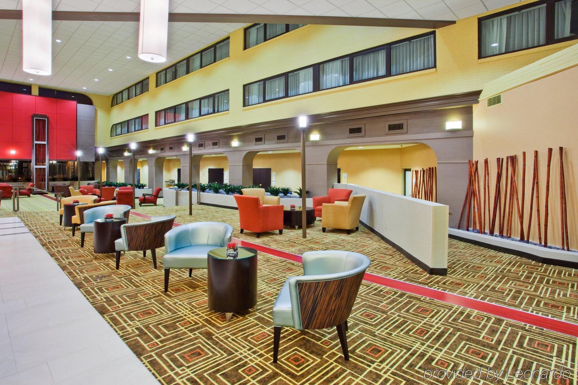 Отель Doubletree By Hilton Atlanta Perimeter Данвуди Интерьер фото