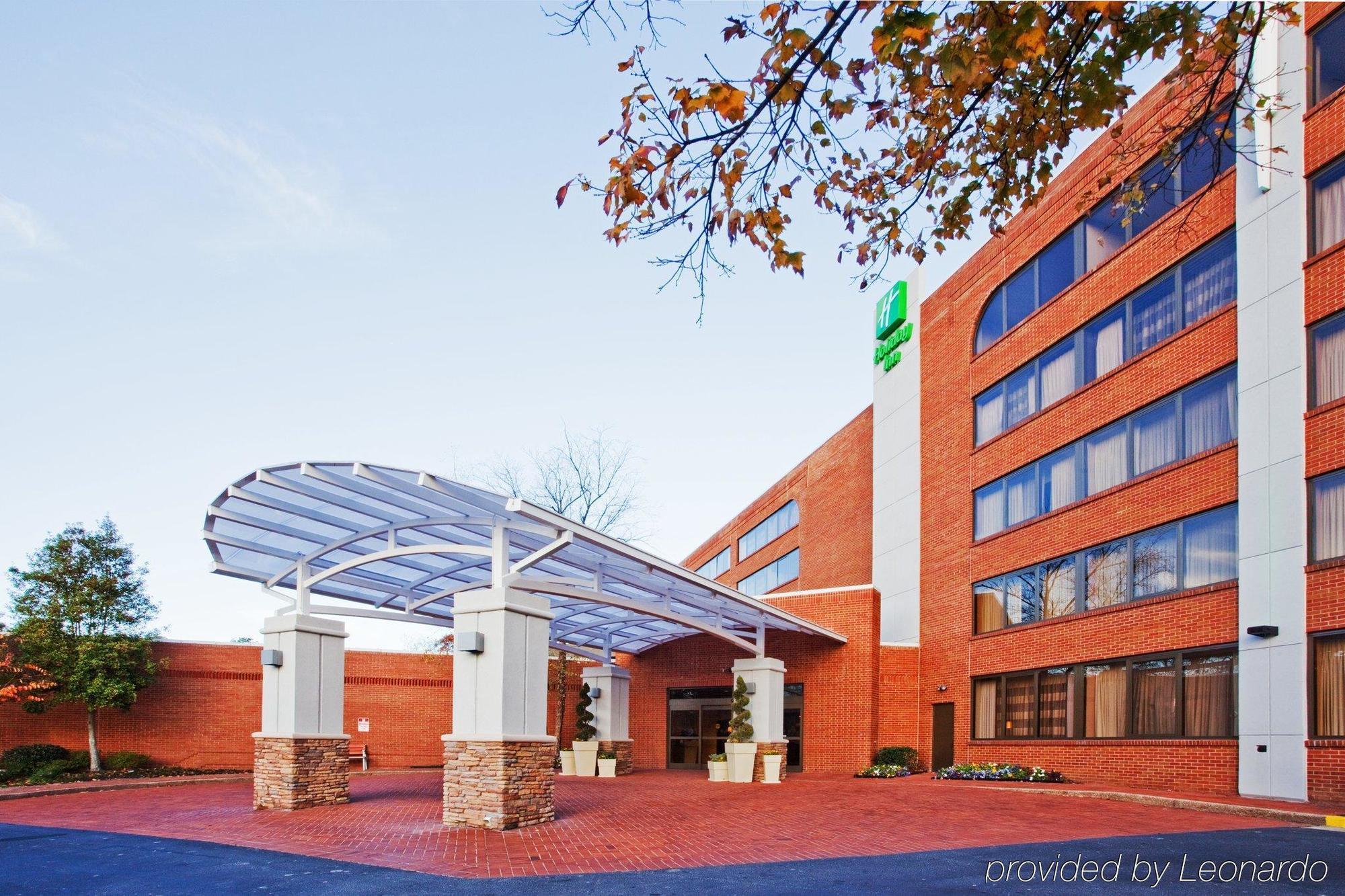 Отель Doubletree By Hilton Atlanta Perimeter Данвуди Экстерьер фото